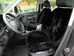 VW Caddy schwarz Lammfell Sitzbezug