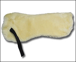 Lammfell Sattelkissen Keil